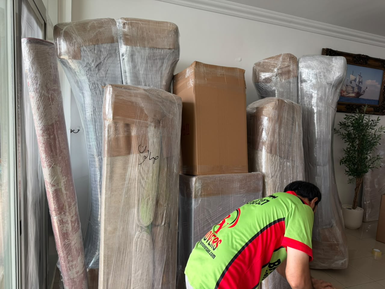 Packing service Ajman movers packers